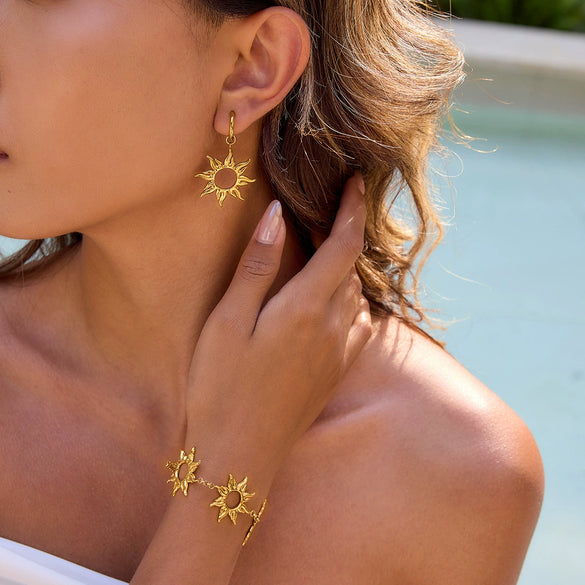 Fashion Stainless Steel Bracelet And Women's Earrings With Electroplating Ins Style Minimalist Sunflower Design