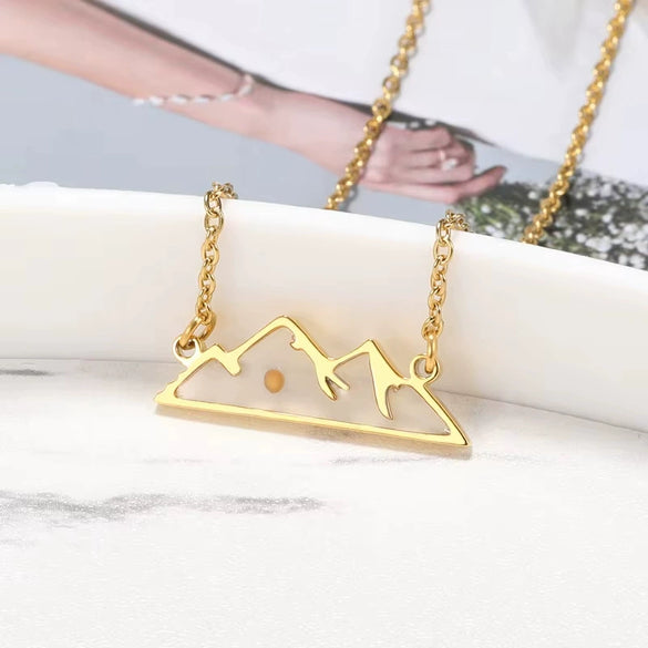 Fashion Stainless Steel Heartshaped Ing Flower Seeds Pendant Necklace With O Chain And Electroplating