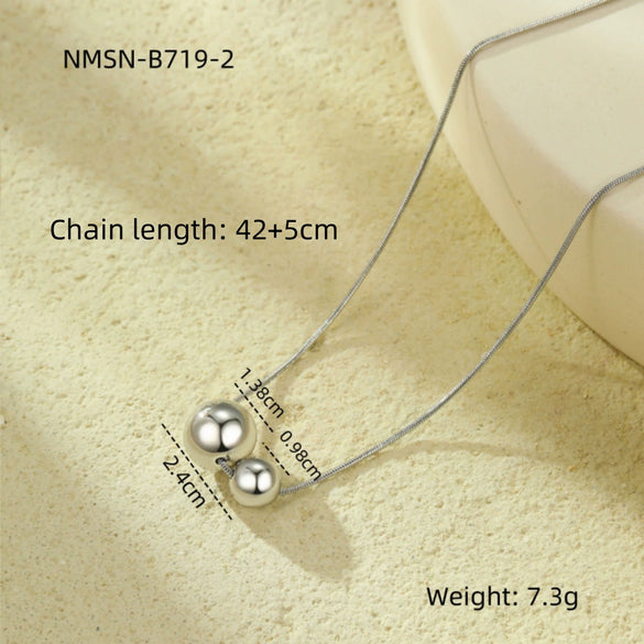 Fashion Stainless Steel Hollow Ball Pendant Necklace Vacuum Electroplated For Women