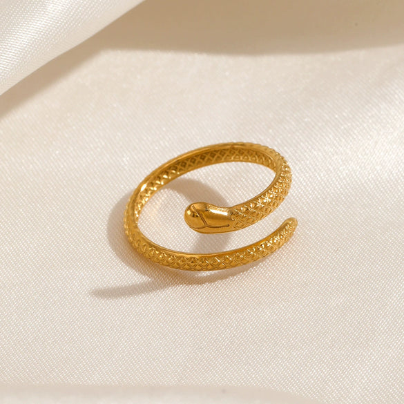 Fashion Stainless Steel Snake Zodiac Ring For Ladies With Electroplating Treatment