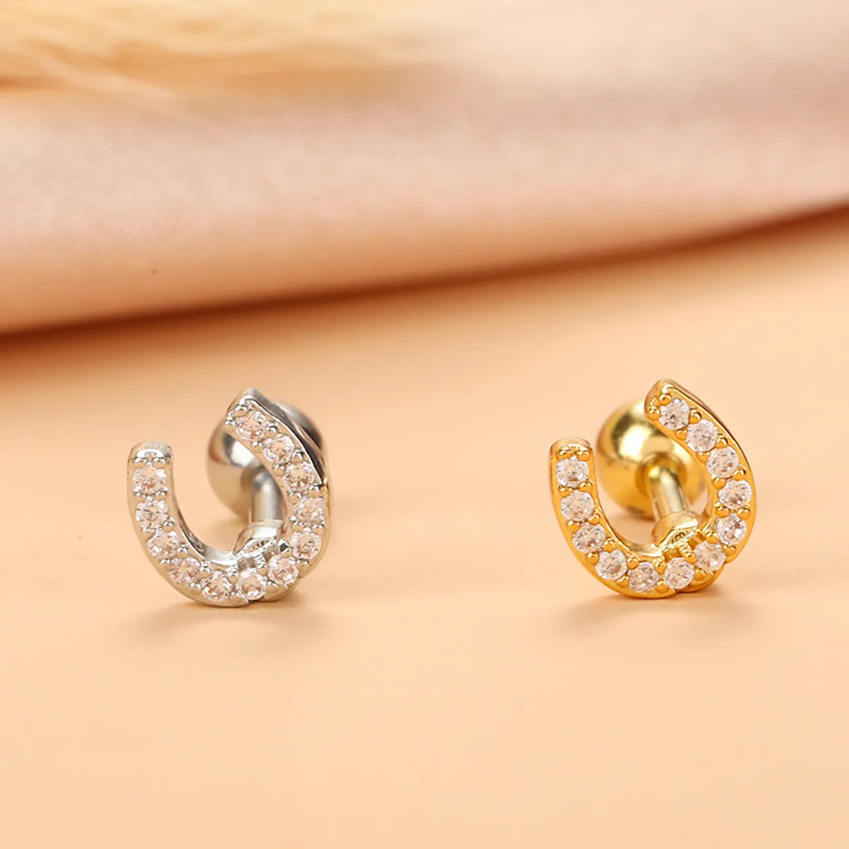 Fashion Star Heart Shape Stainless Steel Copper Plating Inlay Zircon Ear Studs 1 Piece