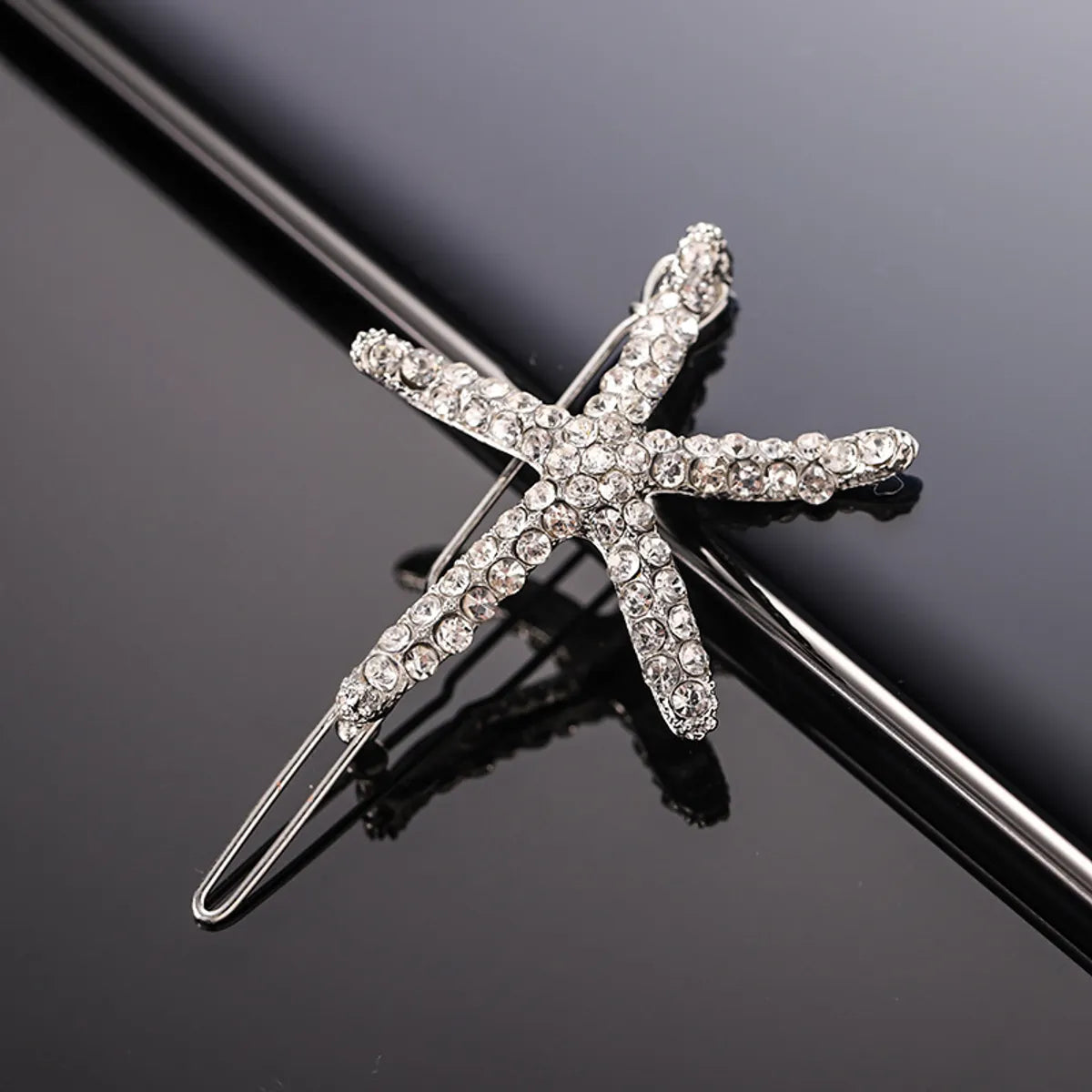 Fashion Starfish Metal Inlay Rhinestones Hair Clip 1 Piece