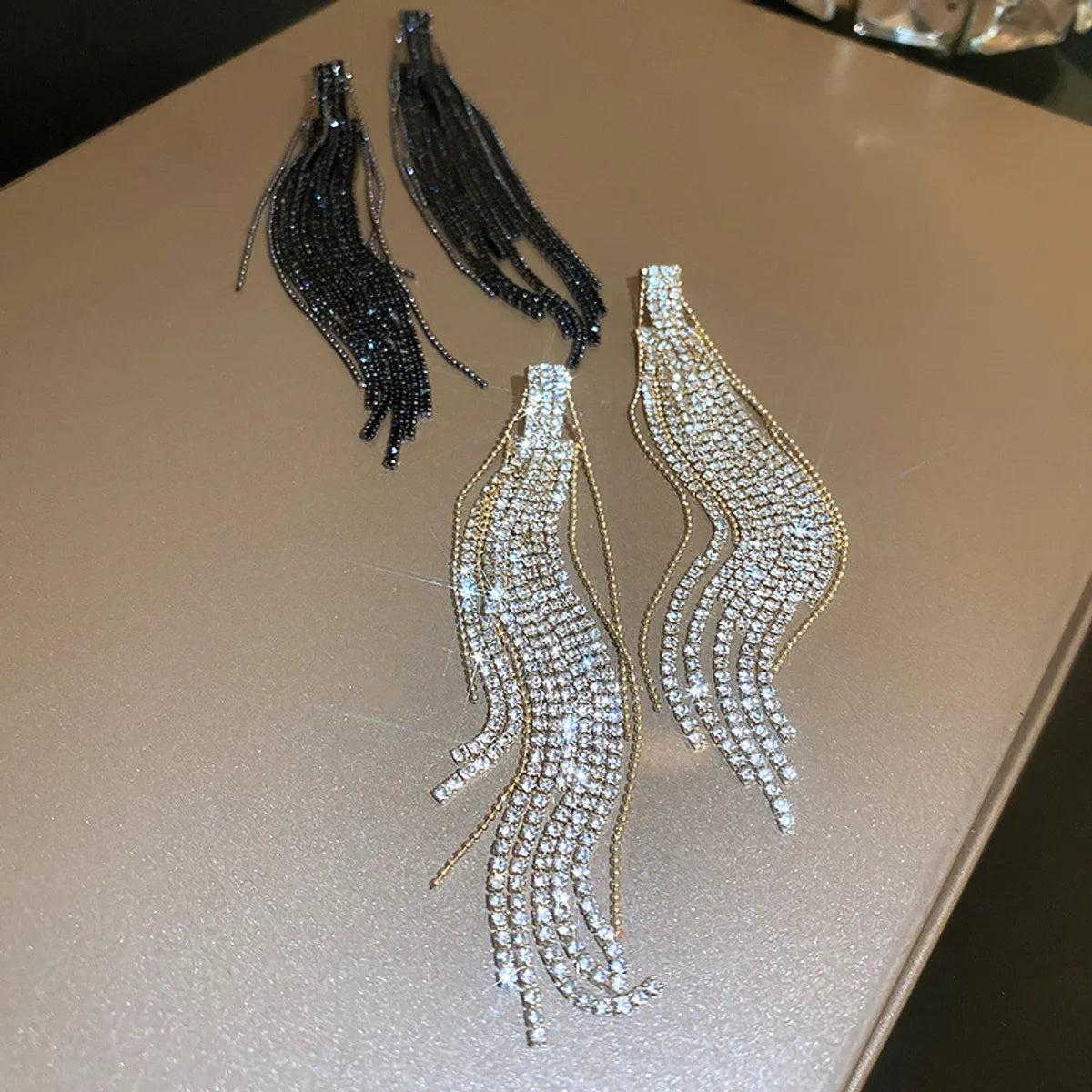 1 Pair Fashion Tassel Inlay Copper Rhinestones Drop Earrings