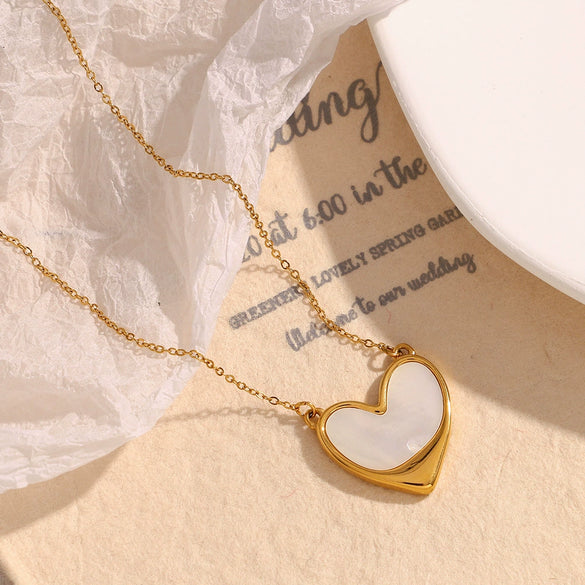 Fashion Temperament Joker Jewelry Stainless Steel 18K Gold Plated Heart Shape Love Necklace For Women