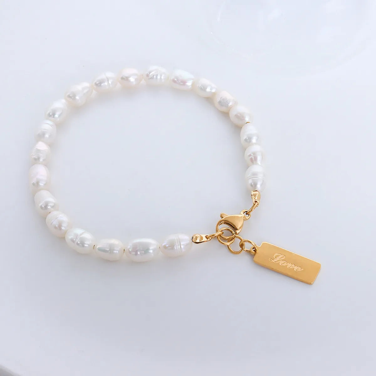 Fashion Temperament Titanium Steel 18k Gold Plated Freshwater Pearl Bracelet Wholesale