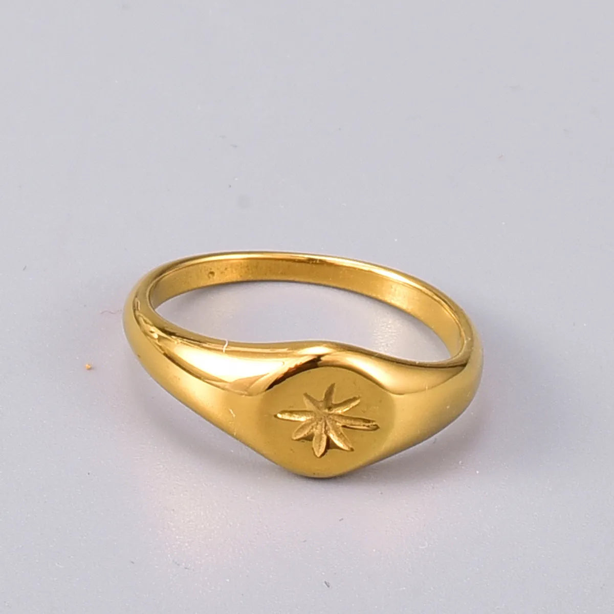 Fashion Titanium Steel Gold Plated Hexagonal Star Ring