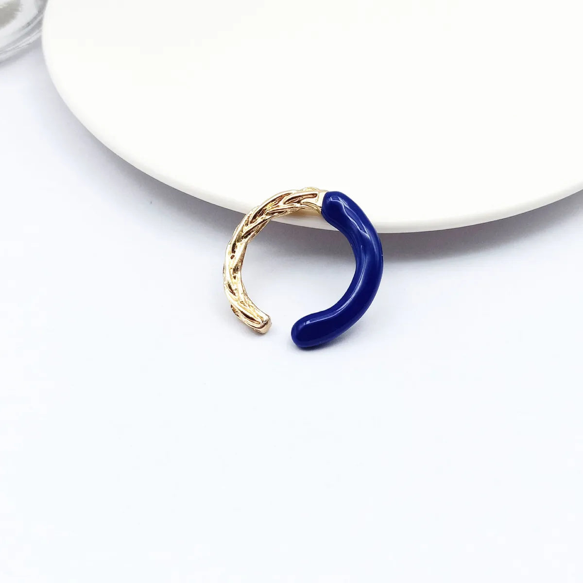 Fashion Twist Alloy Enamel Open Ring