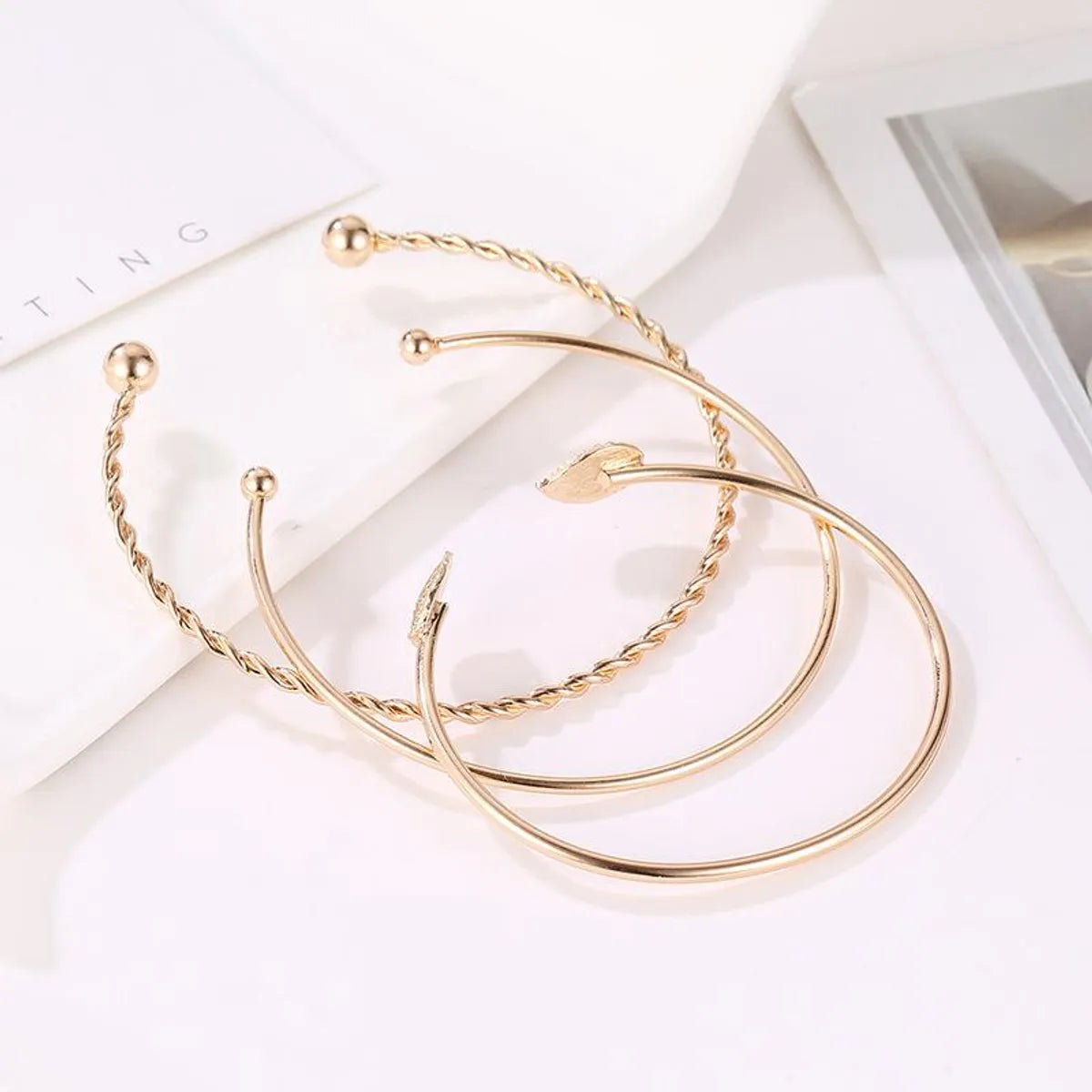 Fashion Twist Leaf Three-piece Geometric Open Bracelet Nhdp150014