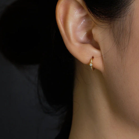 Fashion Twist Sterling Silver Hoop Earrings 1 Pair