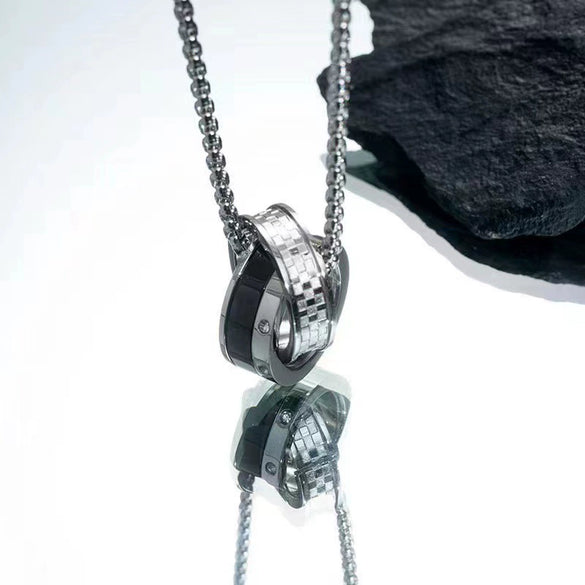 Fashion Unisex Geometric Titanium Steel Double Ring Crystal Necklace With Electroplating Treatment