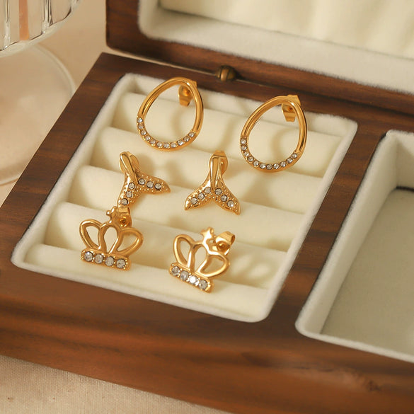 Fashion Unisex Stainless Steel Fishtail Crown Geometric Diamondencrusted Electroplated Earrings