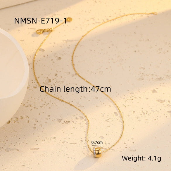 Fashion Versatile Round Zircon Pendant Stainless Steel Necklace With Electroplating
