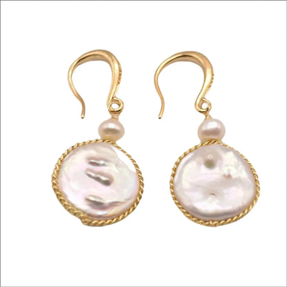 Fashion Water Droplets Pearl Copper Plating Inlay Pearl Drop Earrings 1 Pair