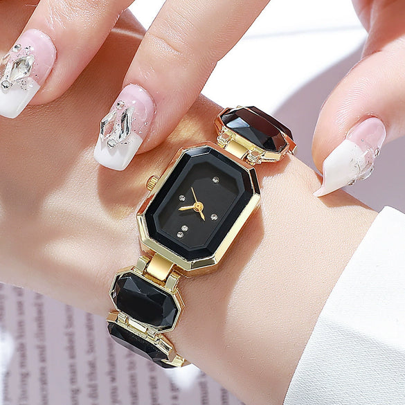 Fashion Women's Small Sugar Watch Bracelet With Large Gem Zinc Alloy Case Imitation Leather Strap Stainless Steel Buckle Round Dial Mineral Reinforced Glass Mirror Onion Crown