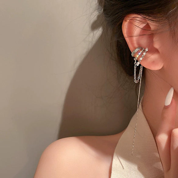Fashionable Alloy Butterfly And Bow Ear Clips For Women With Diamond Treatment Process
