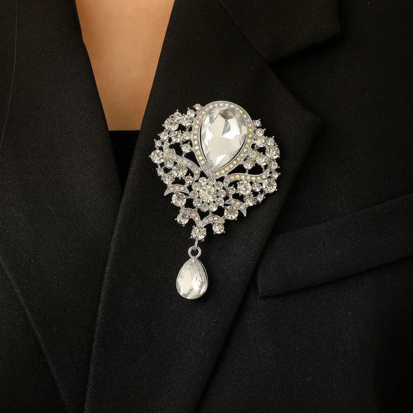 Fashionable Brooch For Men And Women Alloy Material With Crown Shaped Design And Diamond Inlaid Processing