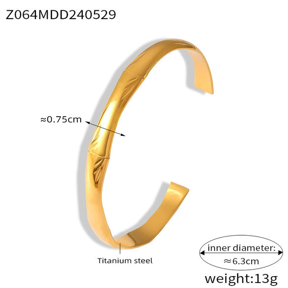 Fashionable Elegant High Rise Jewelry Bamboo Stitching 316L Stainless Steel Goldplated Bracelet With Plant Flowers Design And Electroplating Process