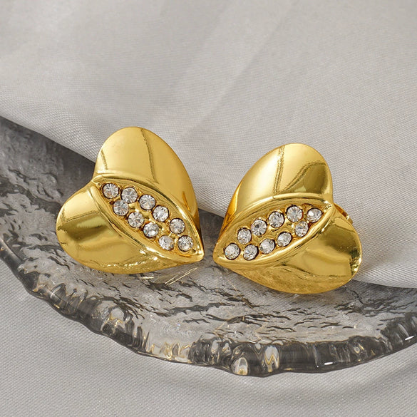 Fashionable Heart Titanium Steel Earrings 18K Gold Plated Water Plated