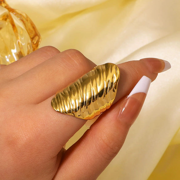 Fashionable Oversized Exaggerated Personality Stainless Steel Ring With Oval Geometric Texture And Electroplating Unisex Hand Jewelry