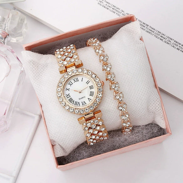 Fashionable Roman Pattern Diamondencrusted Women's Quartz Watches With Alloy Case And Strap Round Dial