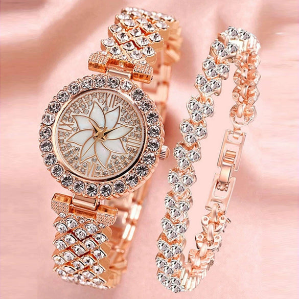 Fashionable Roman Pattern Diamondencrusted Women's Quartz Watches With Alloy Case And Strap Round Dial