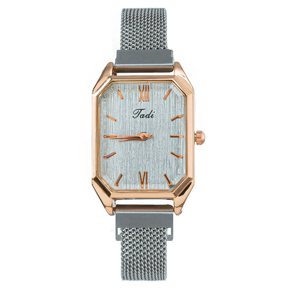 Fashionable Square Women's Alloy Watch With Magnetic Clasp