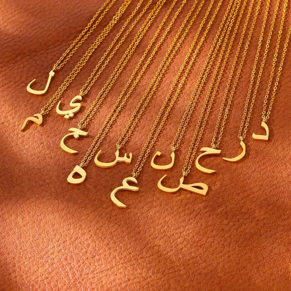 Fashionable Stainless Steel Gold Plated Arabic Letter Geometric Minimalist Pendant Clavicle Chain Necklace