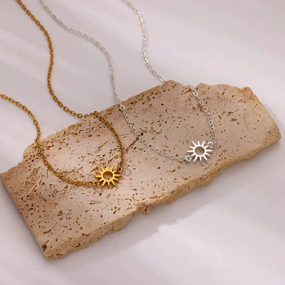 Fashionable Sun Hollow Jewelry Accessories Stainless Steel Gold Platinum O Shaped Chain With Stars Sun And Moon Clouds Cosmic Pattern Electroplated