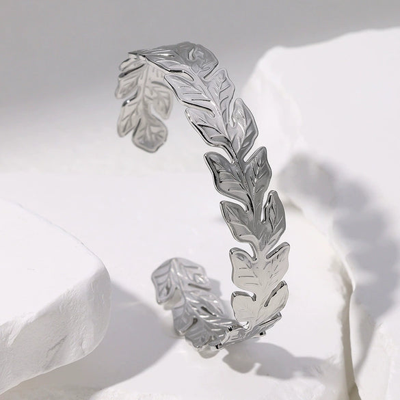 Fashionable Titanium Steel Open Adjustable Fresh Leaf Bracelet With Electroplating Treatment
