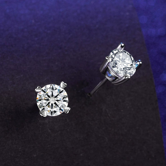 Female Earrings White Copper Electroplating Fourleaf Clover Heart Shape High Imitation Moissanite