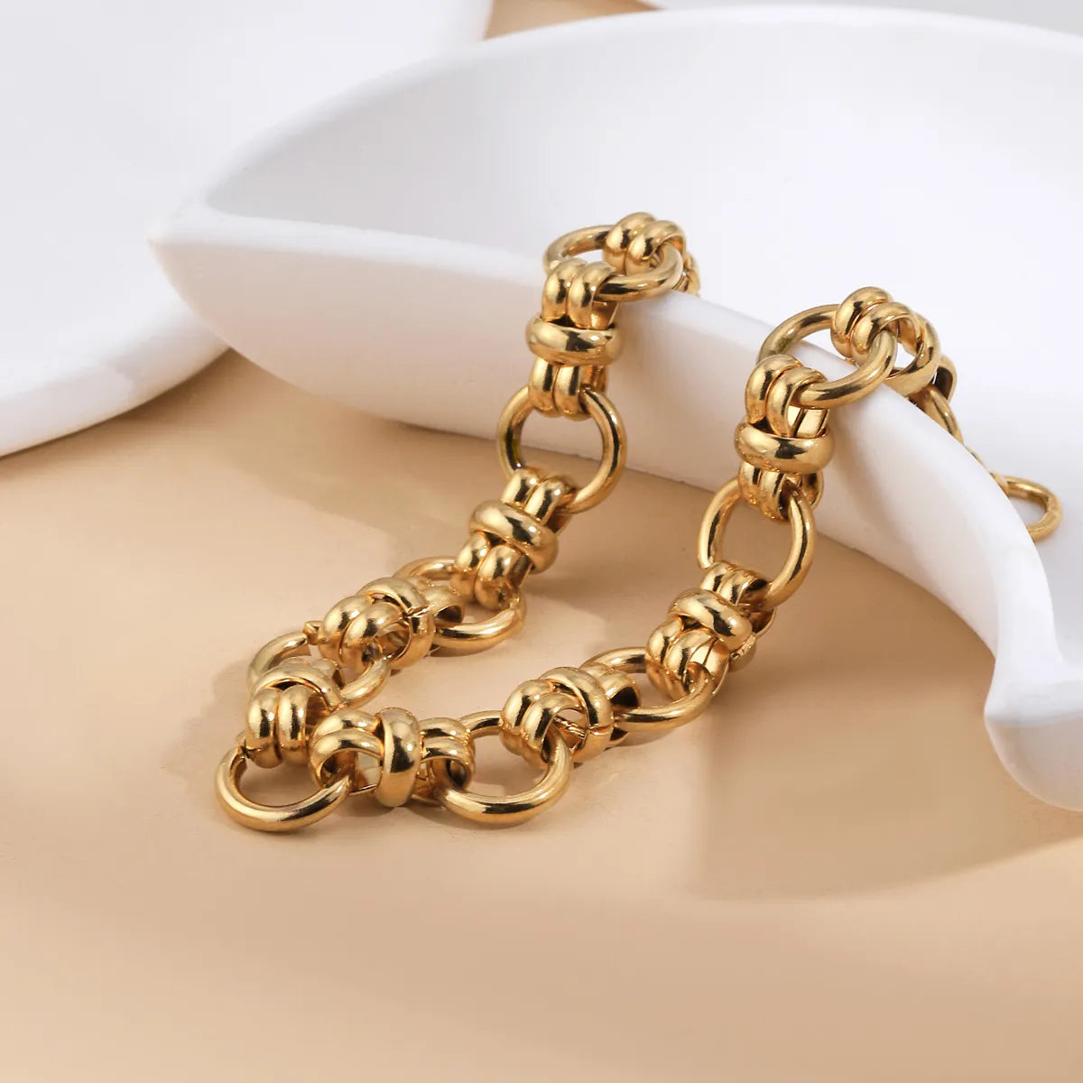 Simple Style Classic Style Solid Color 201 Stainless Steel 18K Gold Plated Bracelets In Bulk