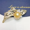 Fine Fashionable Autumn And Winter Sweater Coat Brooch With Large Freshwater Gold Pearls And Copper Plated Real Gold Micro Inlaid Zircon In Flower Styling
