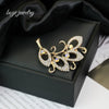 Flower Brooch Zinc Alloy Electroplated Antilight Hollow Clothing Accessories Unisex