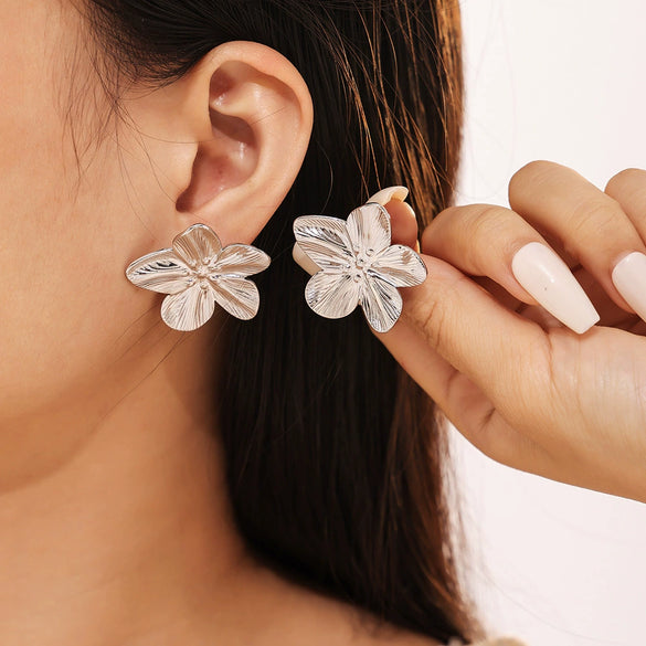 Flower Earrings Geometrical Irregular Hammer Pleated Design Titanium Steel 18K Gold Plated Retro Earrings For Women