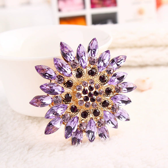 Flower Encrusted Alloy And Acrylic Brooch Electroplated Women's And Unisex Clothing Accessory