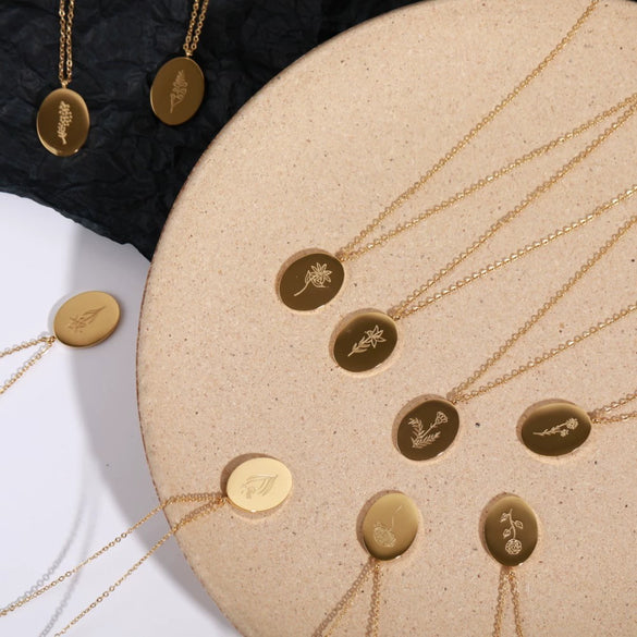 Flower Pattern Titanium Steel And Stainless Steel Gold Inlaid Necklace Ochain