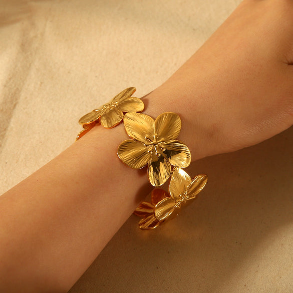 Flower Stainless Steel Open Bracelet For Women With Electroplating