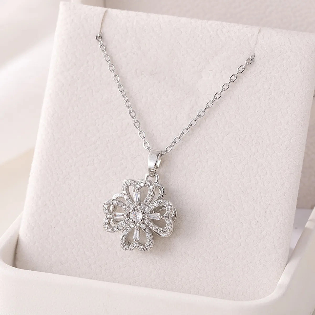 Four Leaf Clover Titanium Steel Wholesale Pendant Necklace