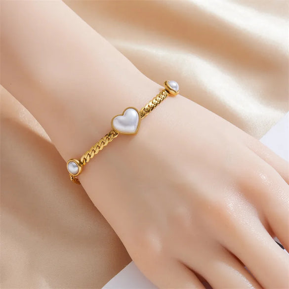 French Style Heart Shape Floral 304 Stainless Steel 18K Gold Plated Artificial Pearls Bracelets In Bulk