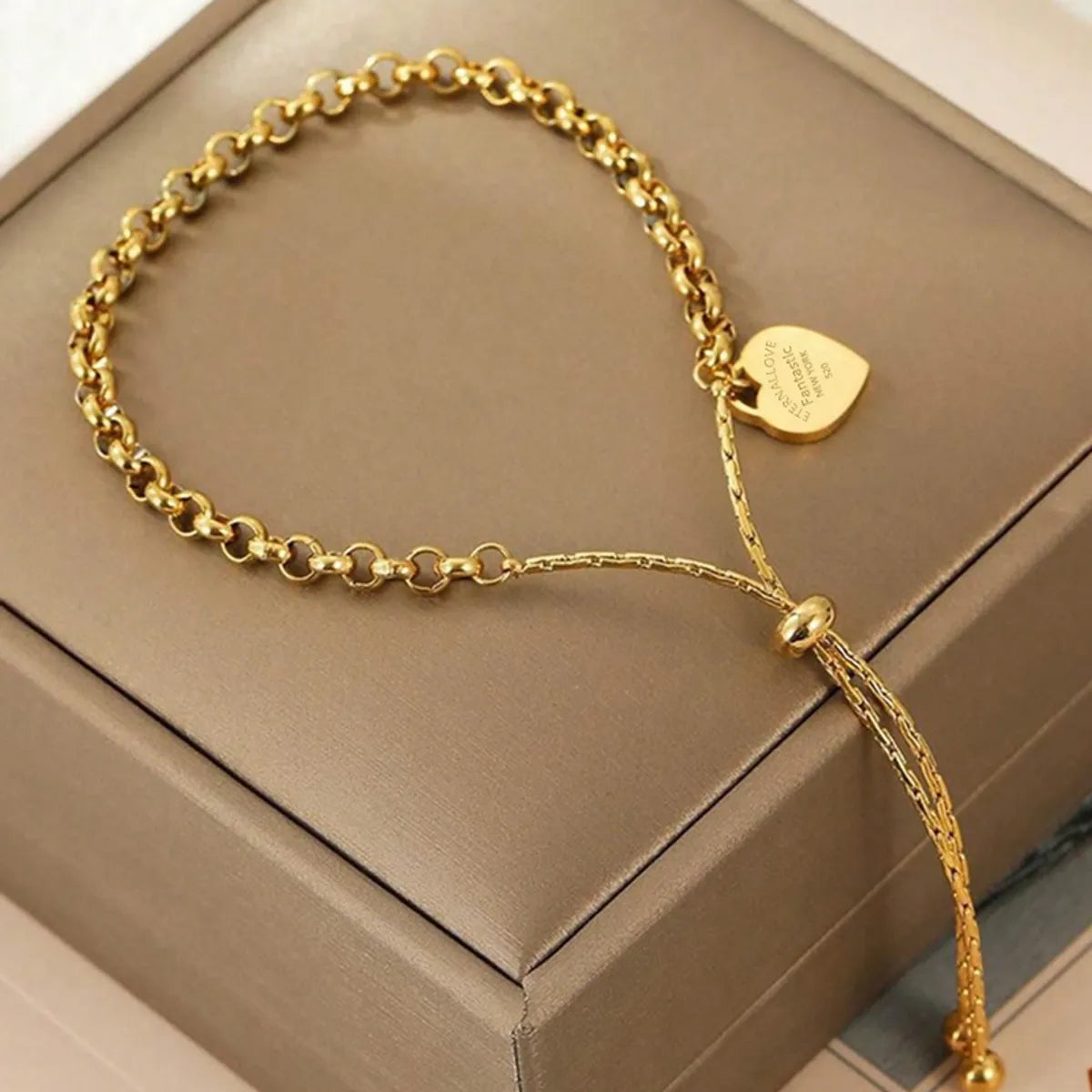 French Style Simple Style Classic Style Heart Shape 304 Stainless Steel 18K Gold Plated Bracelets In Bulk