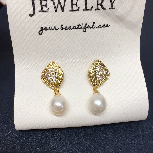 Freshwater Pearl Earrings For Women Alloy Inlaid With Gemstones Alien Shape Baroque Style