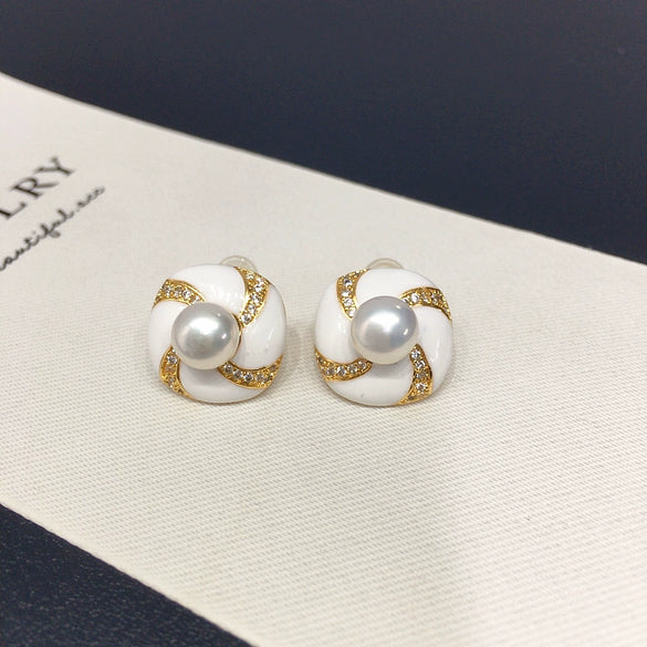 Freshwater Pearl Earrings For Women Retro Style Alloy Inlaid With Artificial And Semiprecious Stones Round And Oblate Shape