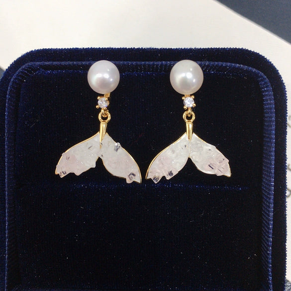 Freshwater Pearl Jewelry Set With Crushed Ice Crystal And Fishtail Design