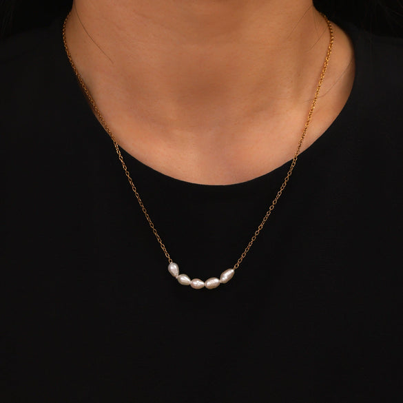Freshwater Pearl Necklace Stainless Steel Geometric Clavicle Chain Electroplated Feminine Versatile Ins Minimalist Style