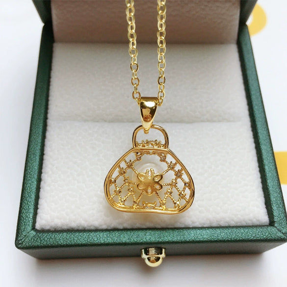 Freshwater Pearl Pendant Necklace Handbagshaped Copper Plated Real Gold
