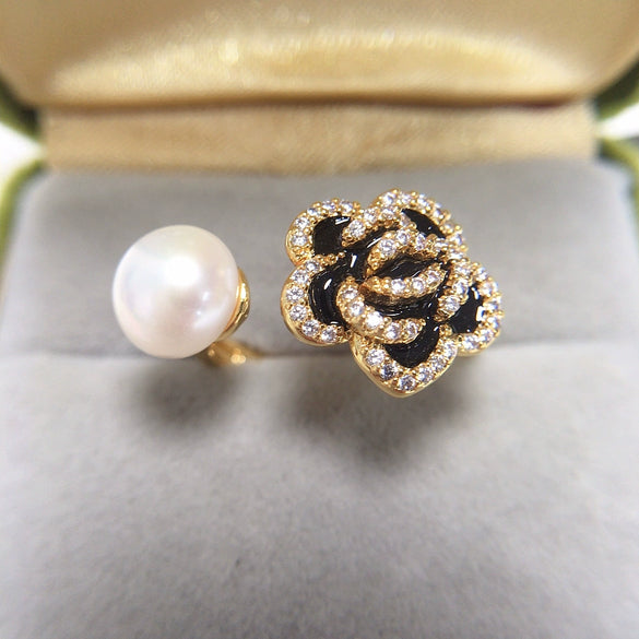 Freshwater Pearl Ring Copper Material Fashion Style Micro Set Zircon Oil Black Camellia Design For Women