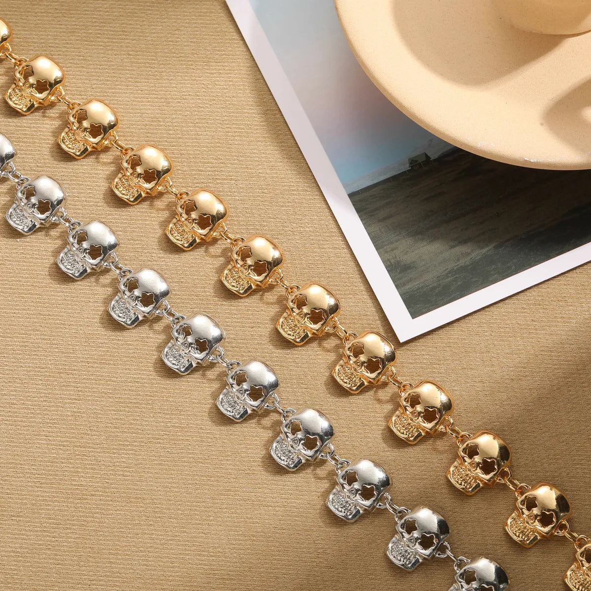 Funny Cool Style Skull Alloy Inlay 14k Gold Plated Halloween Unisex Necklace