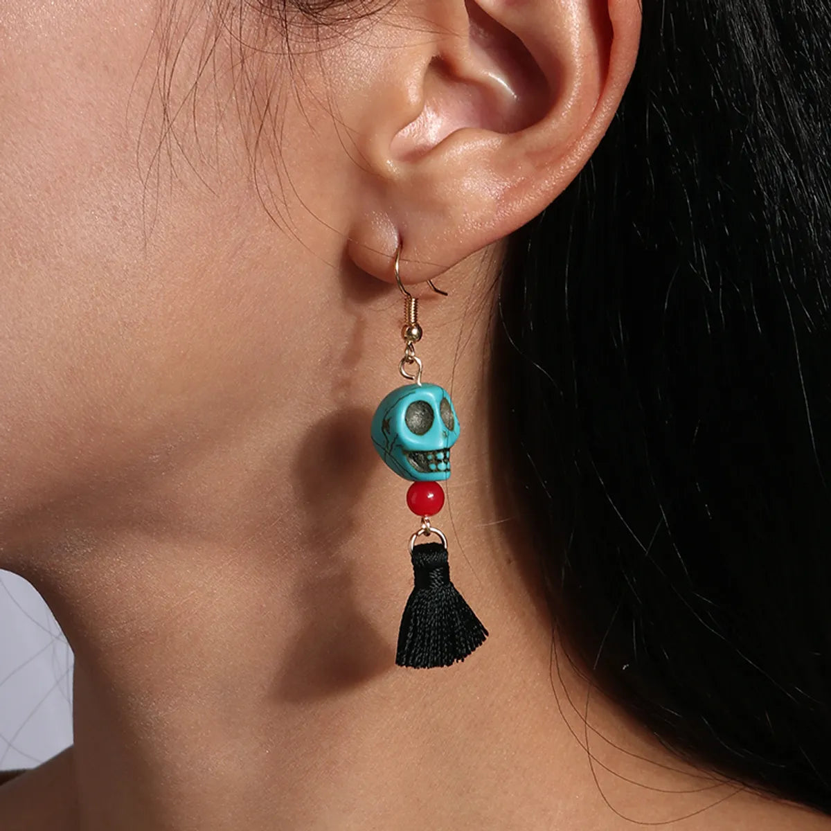 Funny Skull Turquoise Tassel Drop Earrings 1 Pair