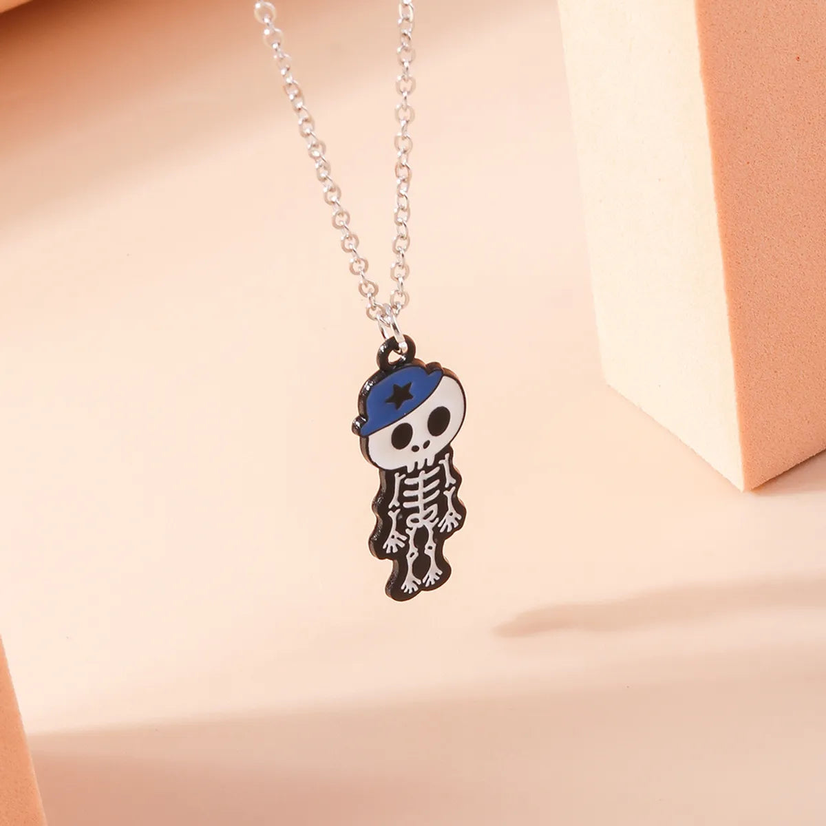 Funny Skull Zinc Alloy Wholesale Pendant Necklace