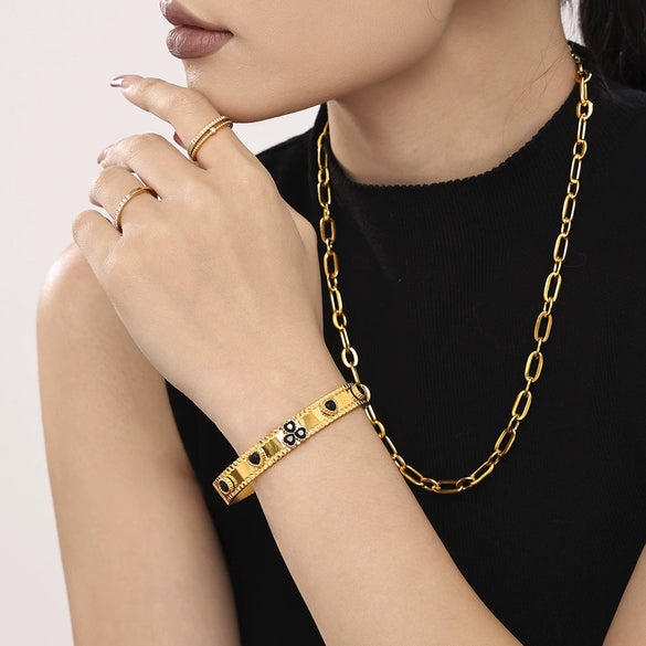 Gear Buckle Heart Zircon Czech Glass Stainless Steel Women's Bracelet Plated With 18K Real Gold Colorpreserving Electroplated